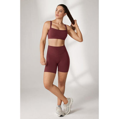 Unissu Hugcurve Adjustable Square Workout Bra